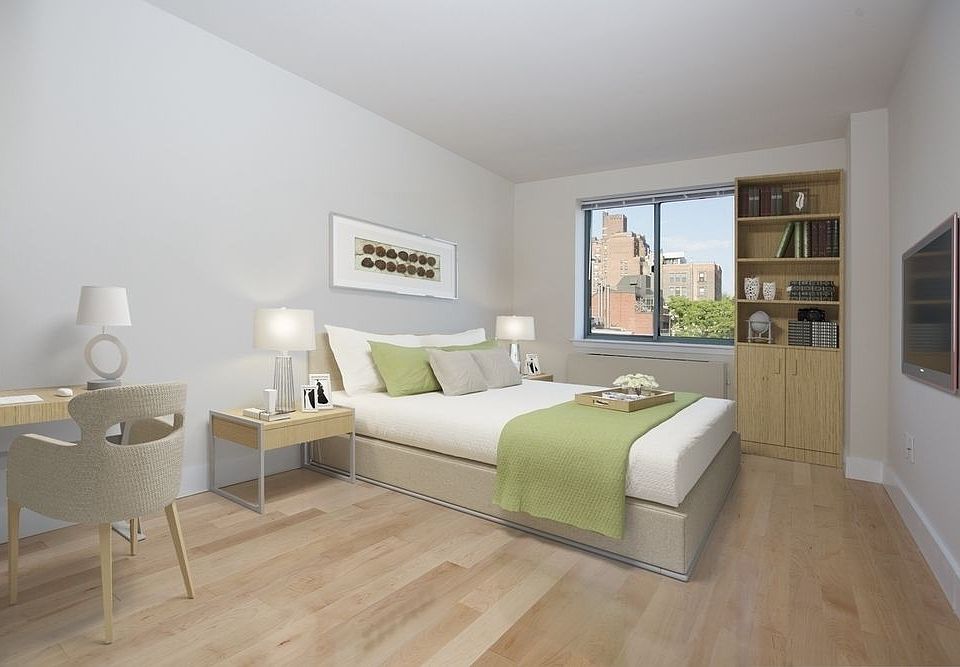 1st image of 100 Jane St APT 4U
