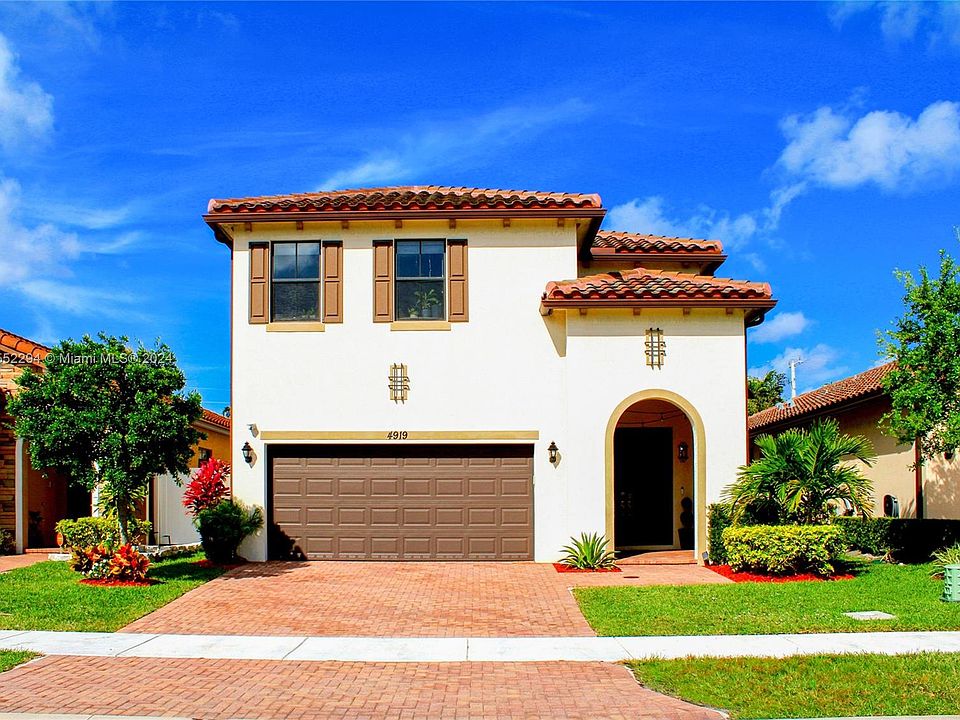 1st image of 4919 NW 51st Ter