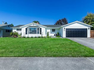 260 Woodlane Dr, Springfield, OR 97477