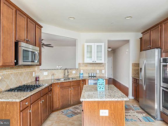 4th image of 1408 Wigeon Way Unit 207