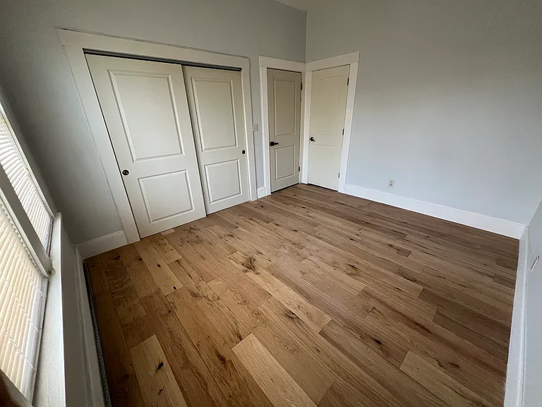 316 Bay St — Photo 16