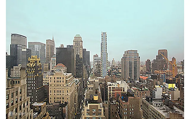 Rented by Douglas Elliman | media 20