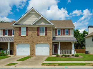 105 Fox Creek Dr, Woodstock, GA 30188