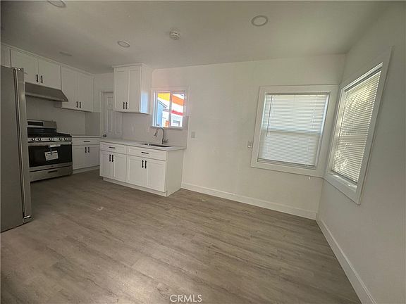 4th image of 119 Collwood Ave