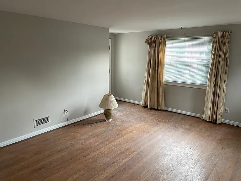820 Sunset Ave — Photo 4