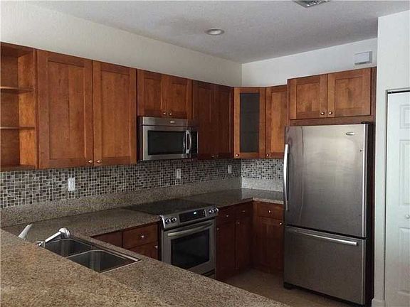 3rd image of 11439 NW 74th Ter #0