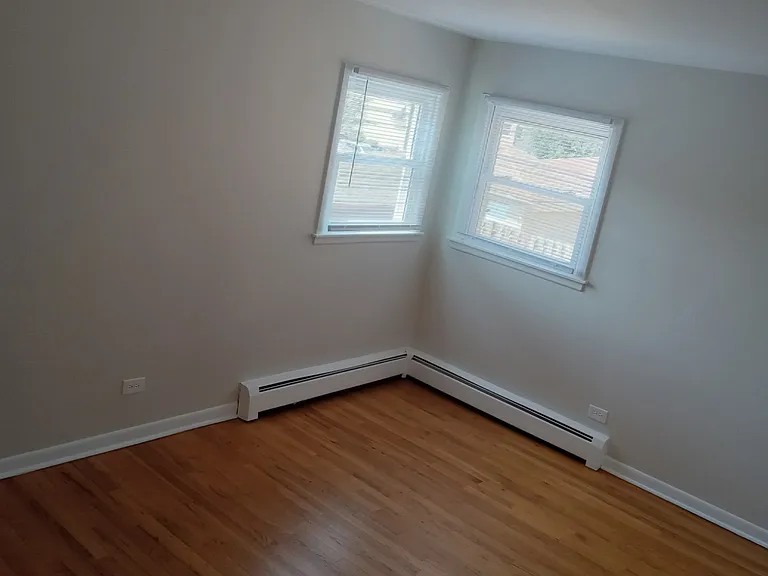 8147 Walsh Ln — Photo 11