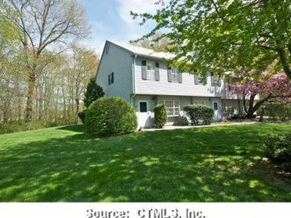 46 Founders Vlg, Clinton, CT 06413