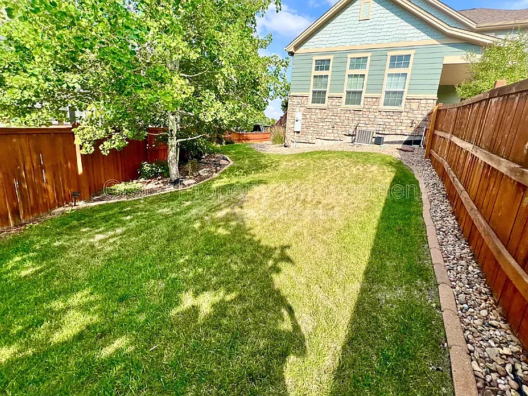 5574 S Buchanan St — Photo 28