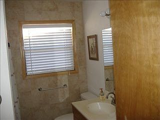 5th image of 168 Clearview Dr