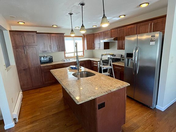 4th image of 57 Deserre Ave #1