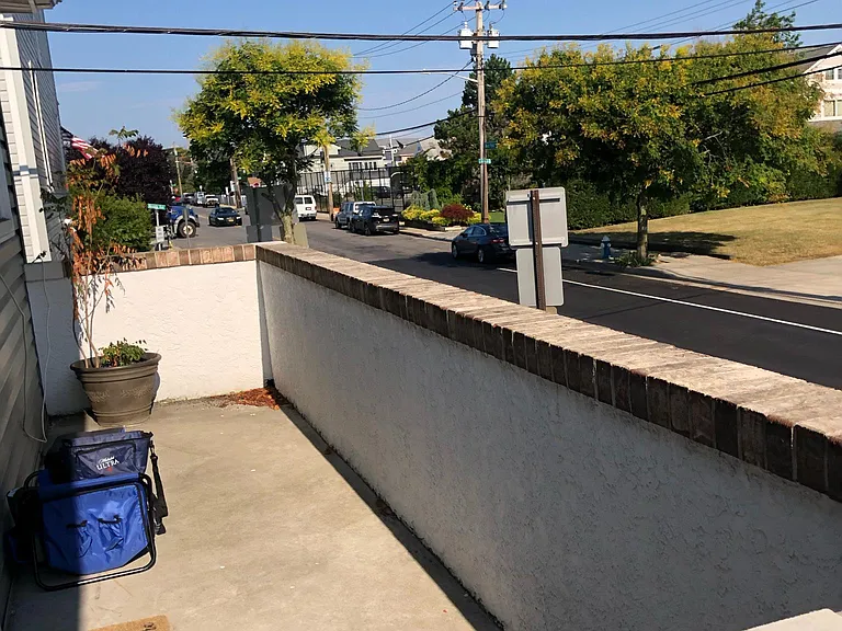 105 Ohio Ave #UPPER — Photo 4