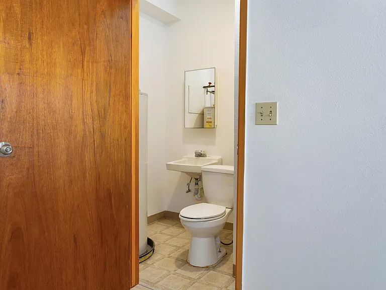 5420 S Tacoma Way — Photo 7