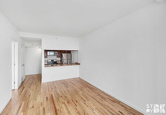 4th image of 358 Grove St #11R