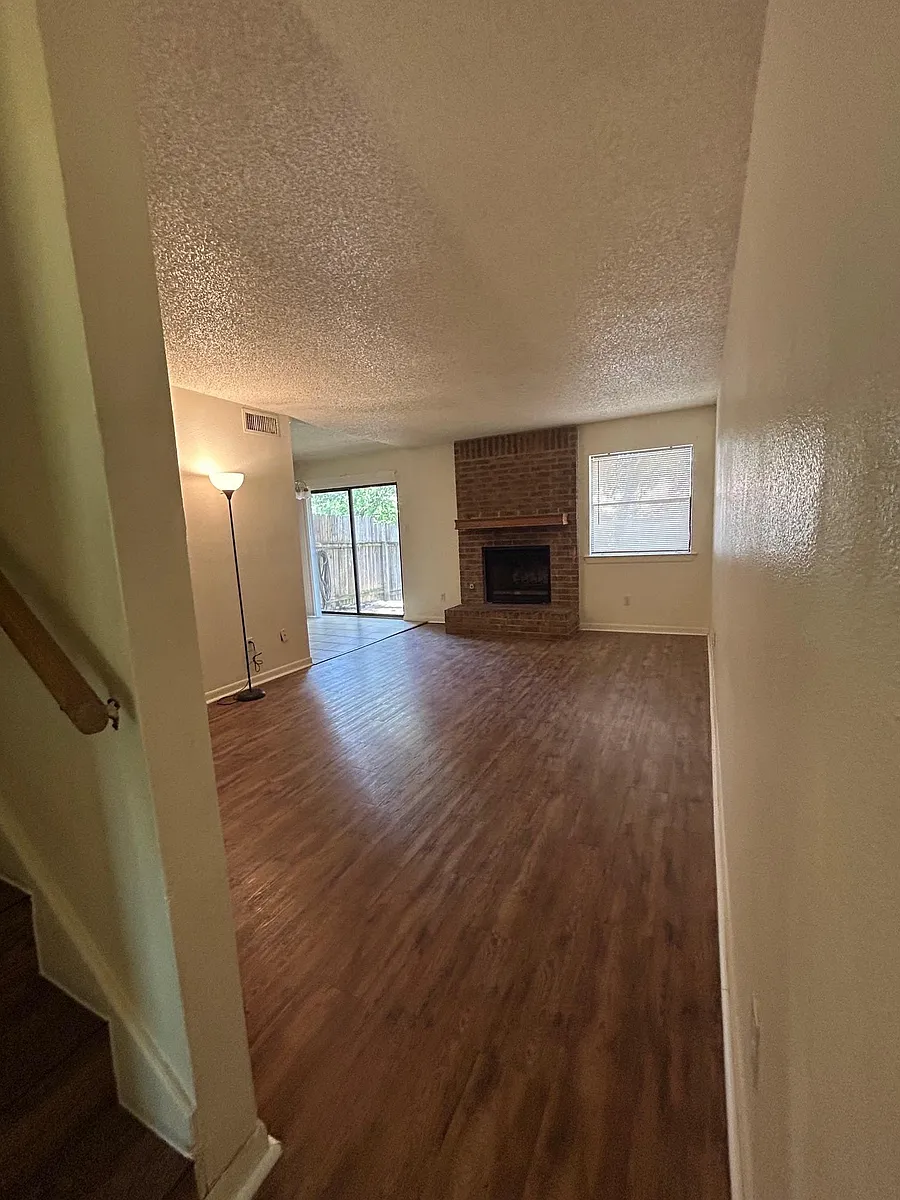 Building Photo - 2311 Whitlow Cv