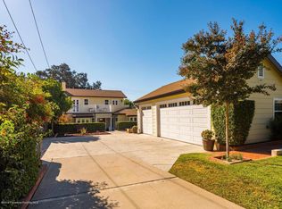 848 New York Dr, Altadena, CA 91001