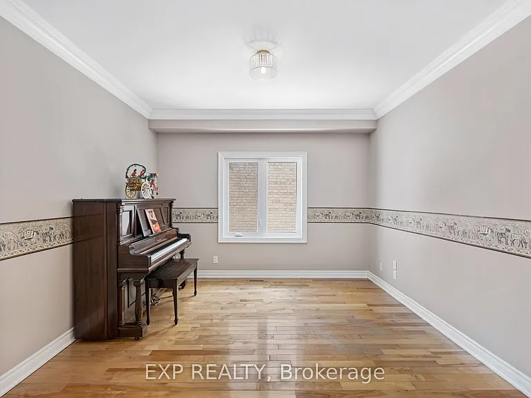598 Lyman Blvd — Photo 12