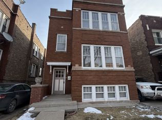 (Undisclosed Address), Berwyn, IL 60402