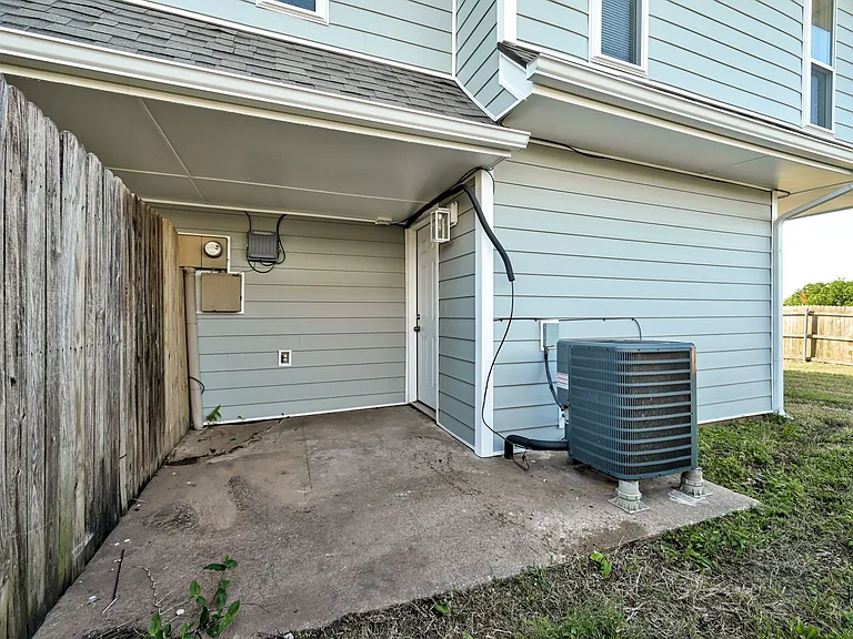 727 Vicksburg Ave — Photo 61