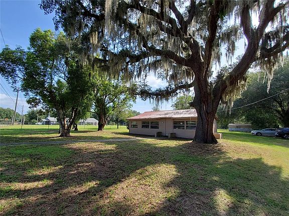 2nd image of 18610 COUNTY ROAD 455