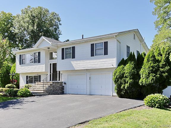 2nd image of 263 Old Haverstraw Road