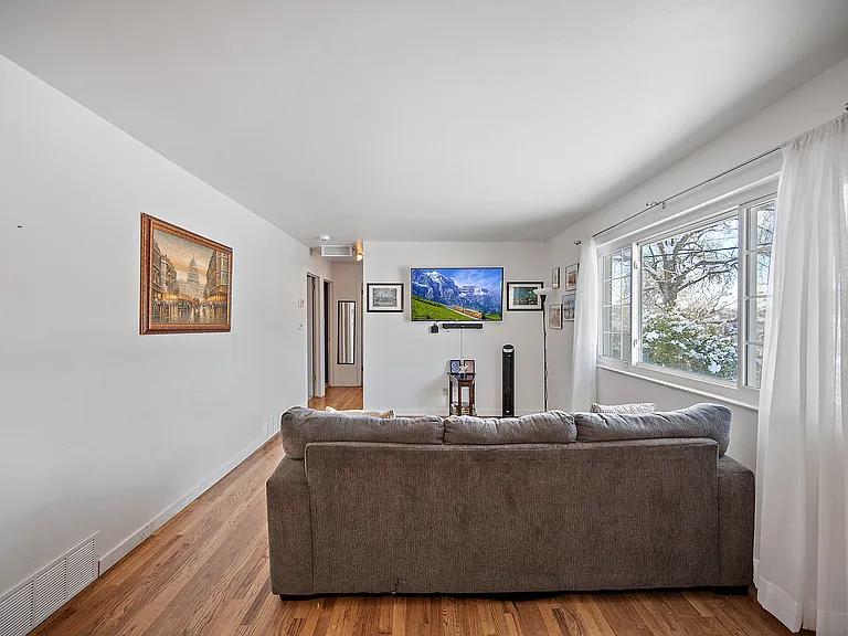 638 Dove Pl — Photo 6