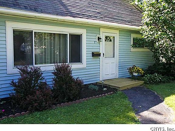 2nd image of 7 Sunset Ave