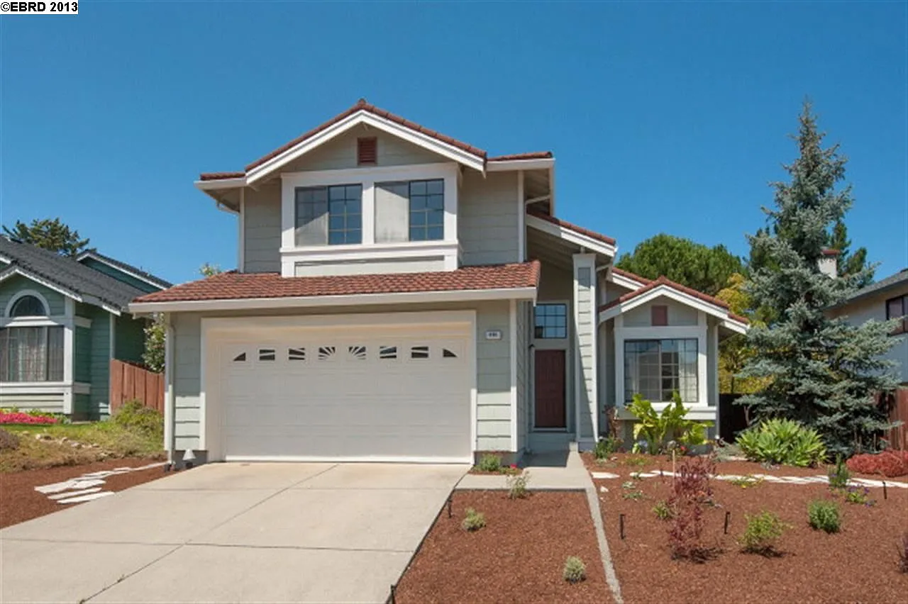 486 Turquoise Dr photo 1