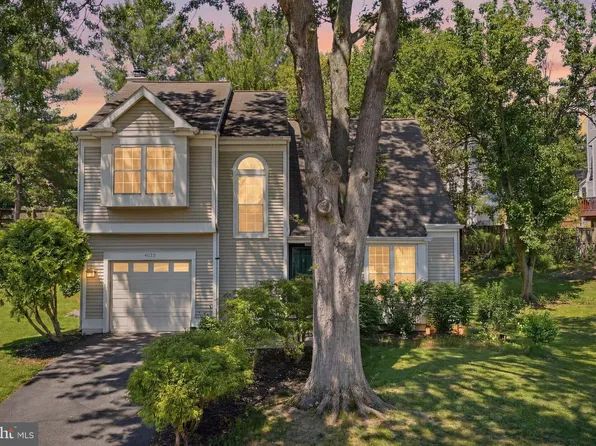 4020 Blue Slate Dr, Alexandria, VA 22306