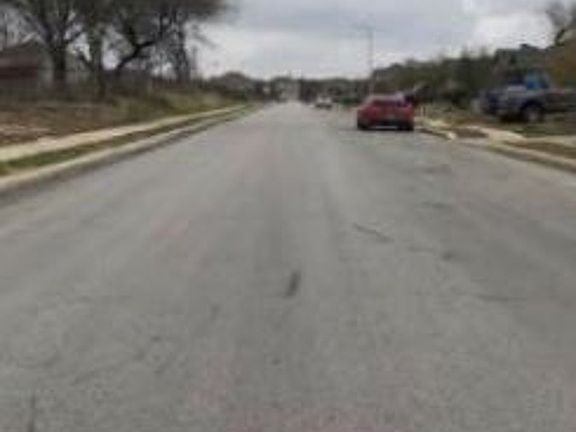 Exterior Neighborhood (street photo)