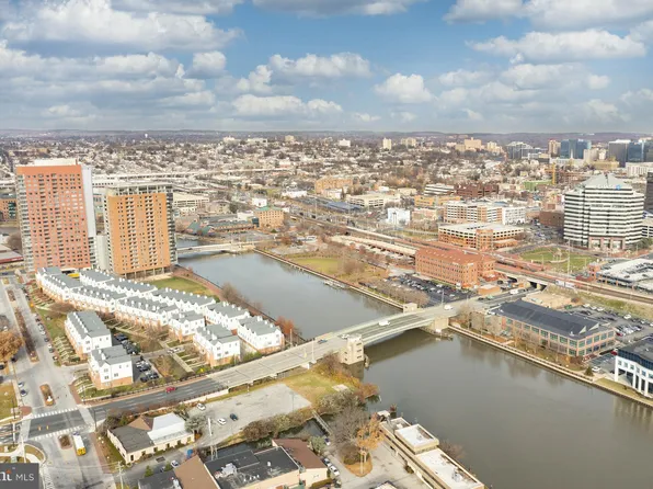 105 Christina Landing Dr APT 301, Wilmington, DE 19801