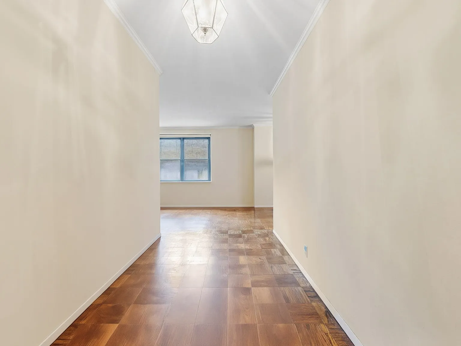 345 East 81st Street — Photo 4