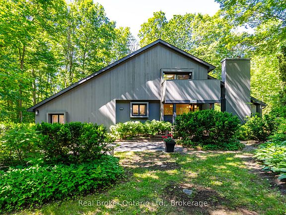 2nd image of 841 Portage Park Ln