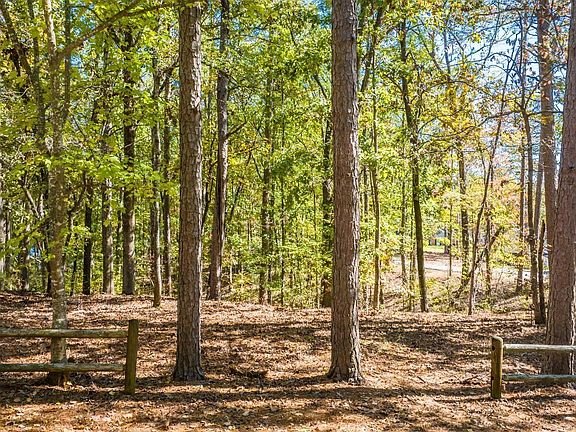 3rd image of 740 Northshore Dr Lot 8A