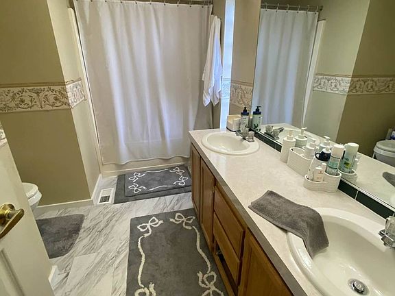 5th image of 14308 NE Sandy Blvd Unit 23