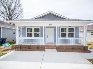 540 Broadway Ct, Statesville, NC 28677