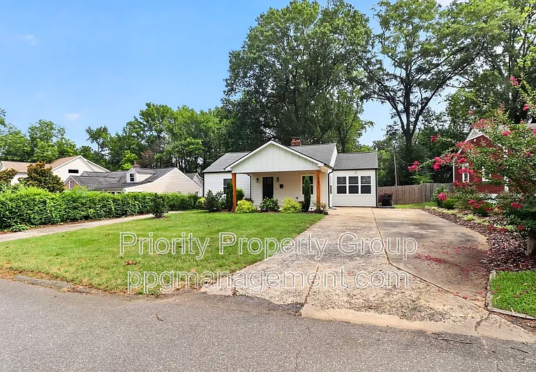 1033 Drummond Ave — Photo 42