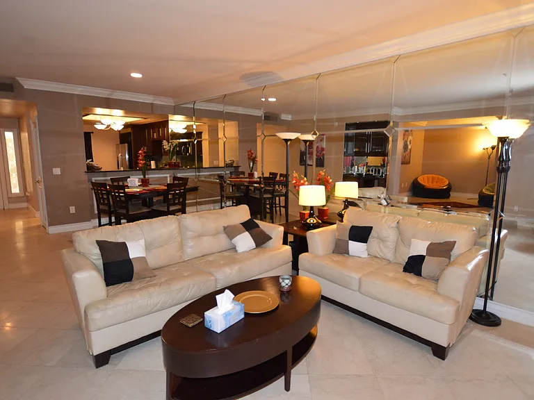 230 E Flamingo Rd #137 — Photo 1