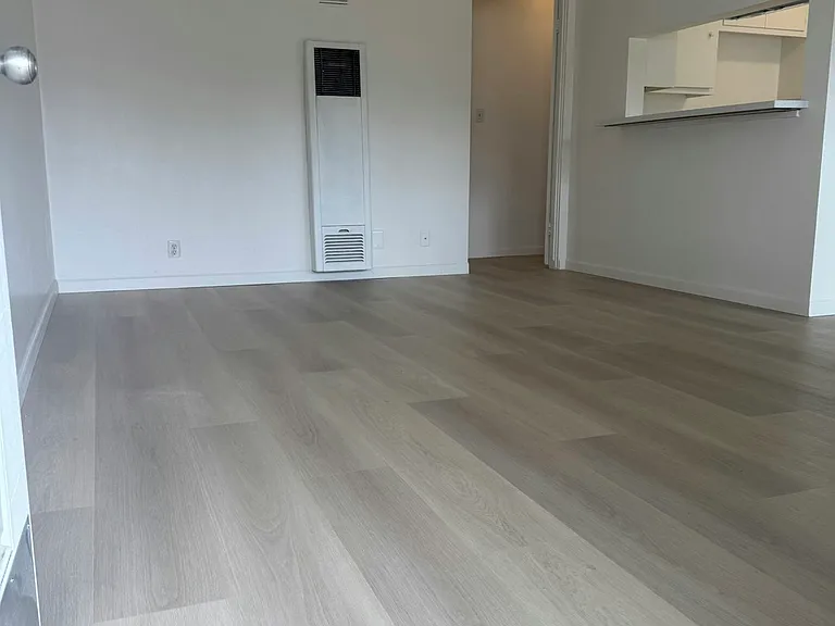 101 E Beacon St #I — Photo 11