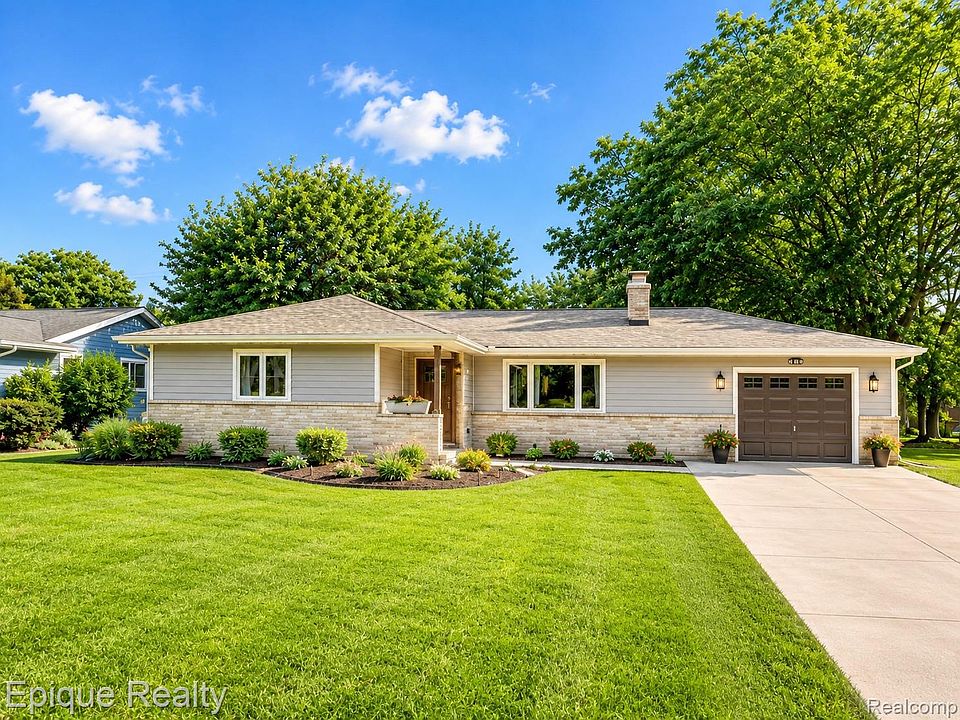1st image of 43899 Crowley Rd