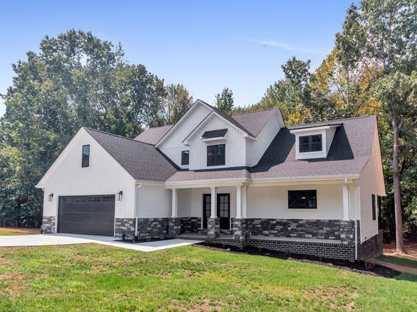 138 Tamatha Dr, Paris, TN 38242