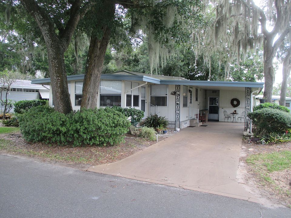 1st image of 210 Jacaranda Dr