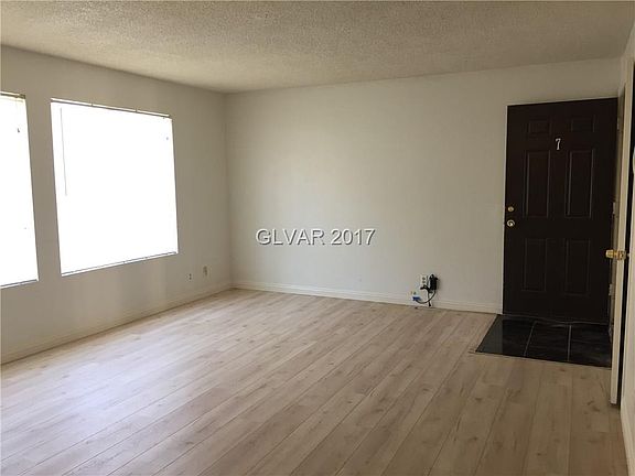 4th image of 4381 Gannet Cir Unit 7