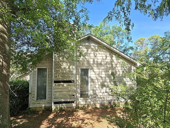 5th image of 1028 Caribbean Cir