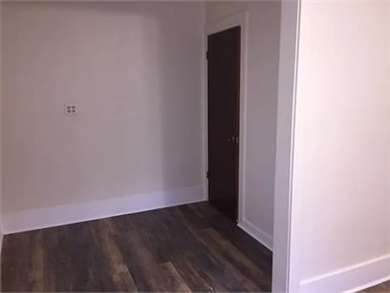 805 E Main St — Photo 5