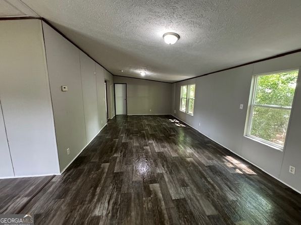 45 Spooner Ct, Douglas, GA 31533