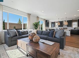 5280 Valerian Dr, Fairfield, CA 94534