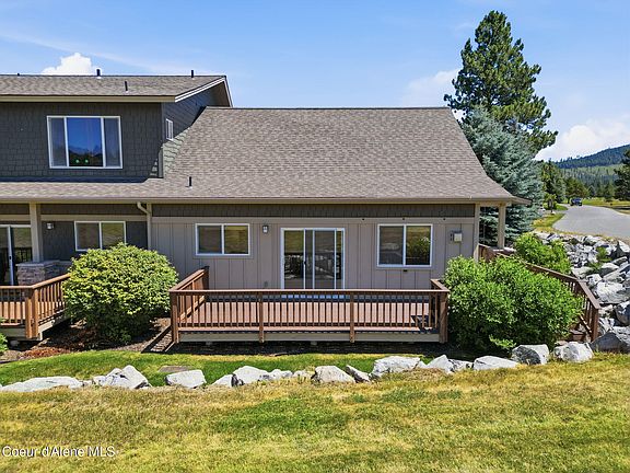 3rd image of 103A Chardonnay Dr #A