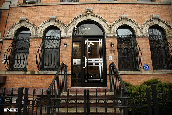 Rented by Citi Habitats | media 11