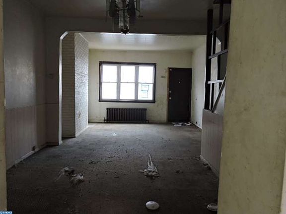 5th image of 2928 Rosehill St